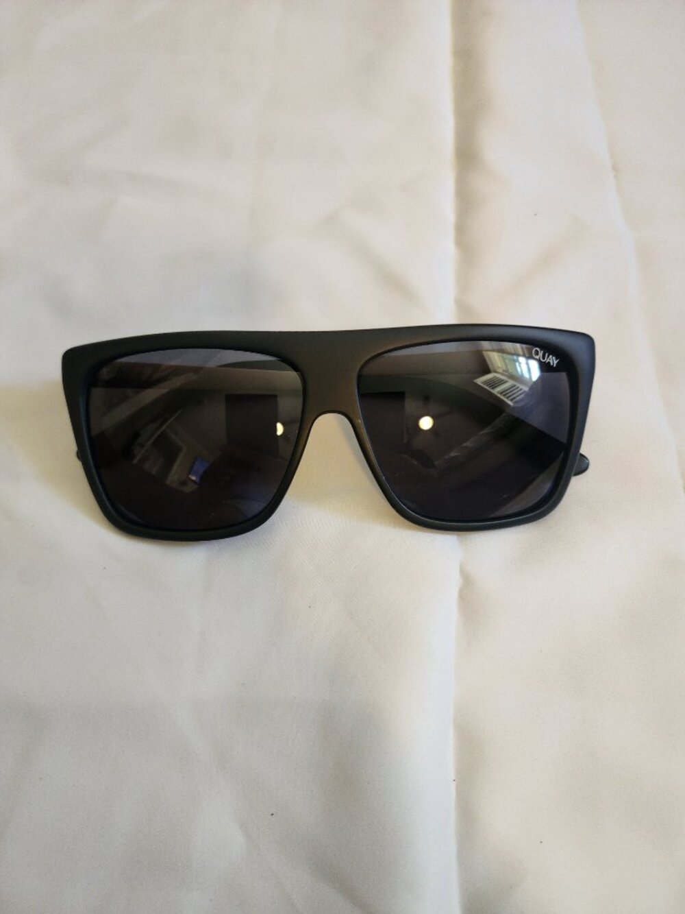 Quay Australia OTL II Black Gold Rectangular Sunglasses + Case
